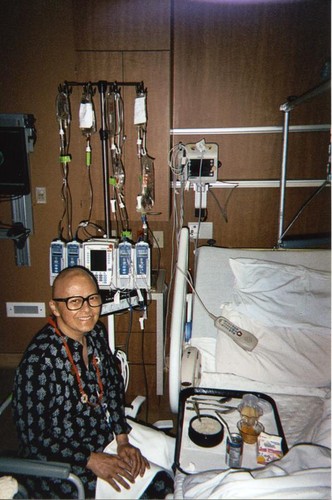 Patricia Whiting eating a meal in the hospital