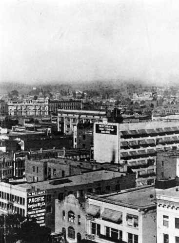 Business center of Los Angeles, 1906, view 2