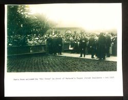 Santa Rosa welcomes the "Big Three" in front of Luther Burbank's Tupper Street residence, October 1915