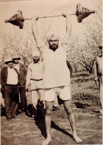 Tully Singh Johl Weightlifting