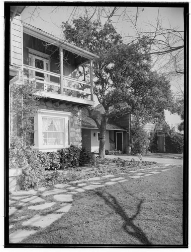 Fonda, Henry, residence. Exterior detail