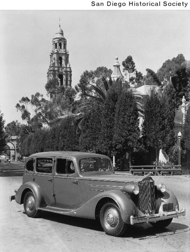Packard automobile parked near the California Tower in Balboa Park