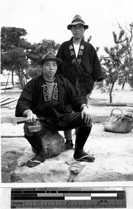 Portrait of a carpenter and a gardner, Karasaki, Japan, ca. 1937
