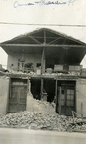 Santa Barbara 1925 Earthquake Damage - Canon Perdido Street