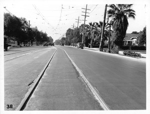 Glendale Avenue, Glendale, showing poor pavement along U.P. rails south of Colorado Street, Los Angeles County, 1926