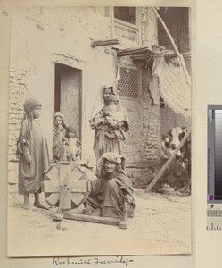Kashmiri family, Sialkot, ca.1888-1920