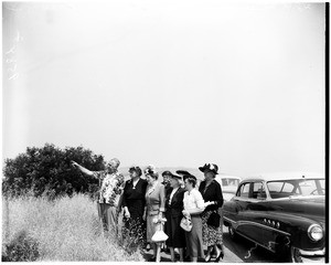 Housing tour, 1952