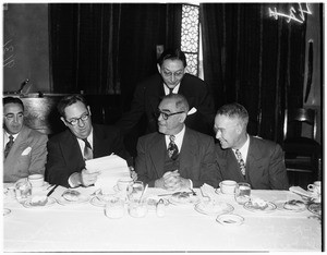 Christian ministers at Judaism meet (Wilshire Boulevard Temple luncheon), 1951
