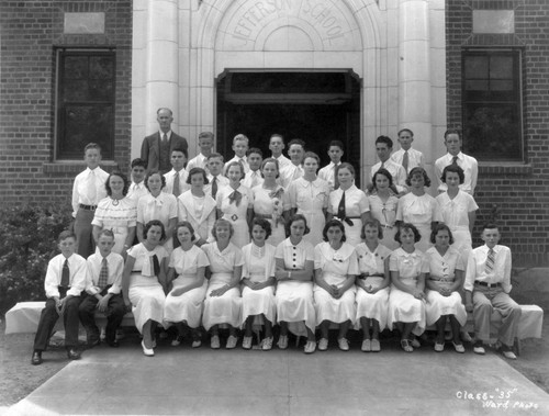 Jefferson School Class of '35, Visalia, Calif