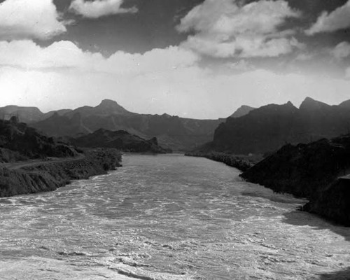 Early Colorado River Surveys