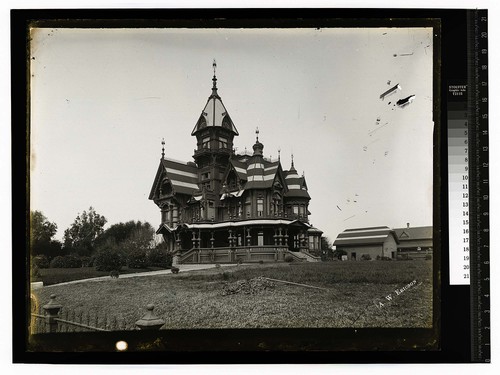 Scene in the City ofEureka [Carson Mansion]