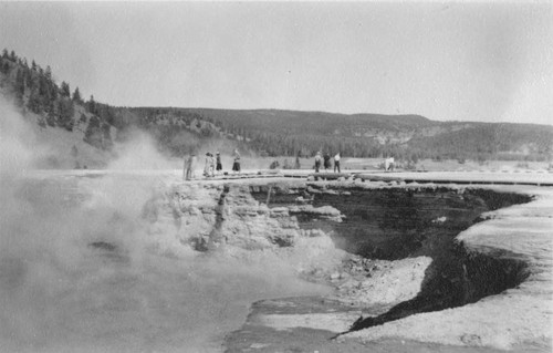 Midway Geyser Basin