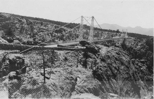 [Royal Gorge Bridge]