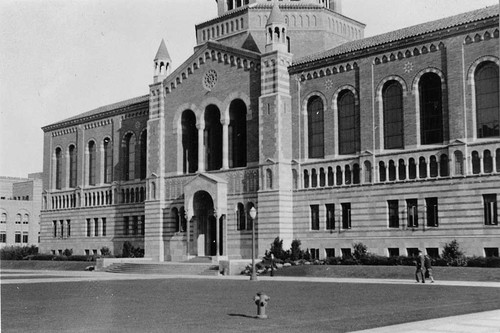 [Powell Library, UCLA]