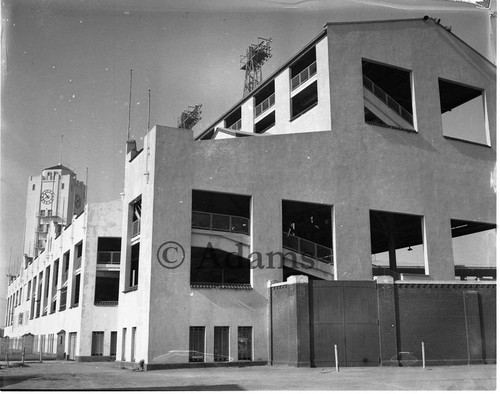 Building, Los Angeles, 1957