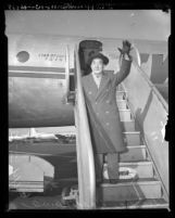 Sessue Hayakawa, Japanese actor and producer, disembarking plane in Los Angeles, Calif., circa 1948