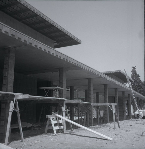 Thomas-Garrett Hall Construction, Harvey Mudd College