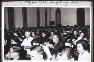 Pastor Fong and the congregation