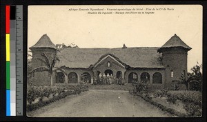 Nguludi mission building with people assembled, Malawi, ca.1920-1940