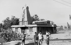 Alanathur, Tamil Nadu, South India. 1989. The new church at Vadalour