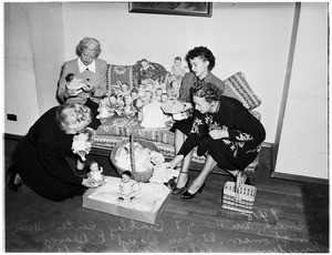 Christmas dolls, 1951