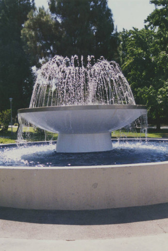 New campus-Memorial Fountain-0037