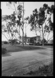 Houses in Brentwood Park district, Los Angeles, CA, 1927