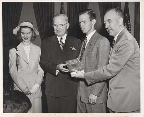 Bill Henry with President Truman at the White House