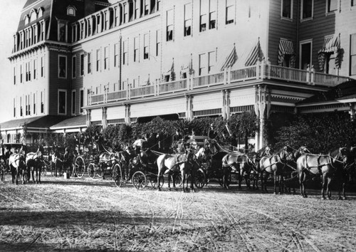 Mount Lowe carriages, Raymond Hotel