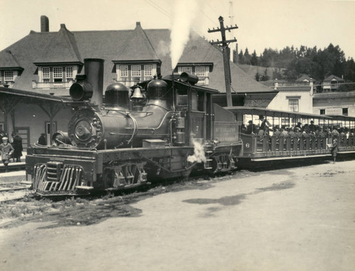 Mt. Tamalpais and Muir Woods Railroad, stopped in Mill Valley, California, circa 1922 [photograph]