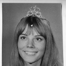 Kristine Hanson, Sacramento State College Homecoming Queen, 1971, later TV meteorologist in Northern California and national TV personality