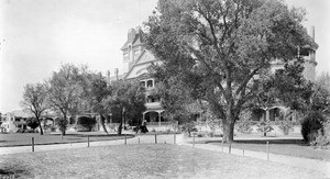Exterior view of the Hot Springs Hotel in Paso Robles, San Luis Obispo County, California, ca.1905
