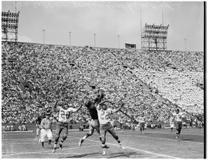 Football--University of Southern California versus Washington State, 1955