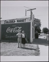 Side view of Smith's Market in Petaluma, California, September 1, 1968