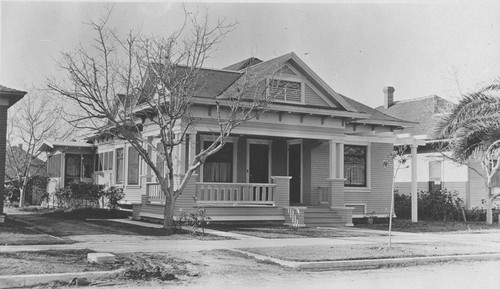 Alfred Higgins residence, North Orange Street, Orange, California, 1917