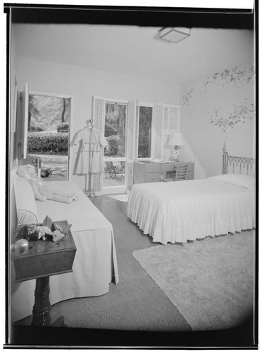 Pace Setter House of 1956 [Epstein residence]. Children's room