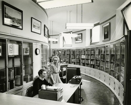 Landscape Architecture - Reef Point Library Patricia Hochberg and Marcia Sigler