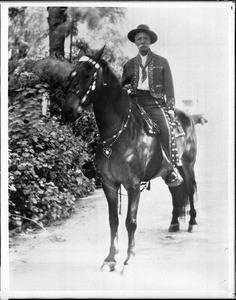 Portrait of Señor Don Eugenio R. Plummer on horseback