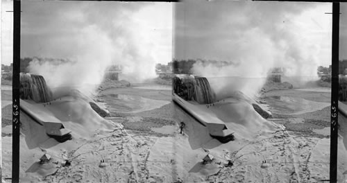 When winter reigns supreme - Niagara Falls from Upper Steel Arch Bridge. N.Y