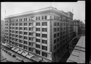Broadway Department Store from roof of building on opposite corner, Los Angeles, CA, 1930