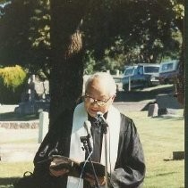 Tule Lake Linkville Cemetery Project 1989: Priest at Ceremony