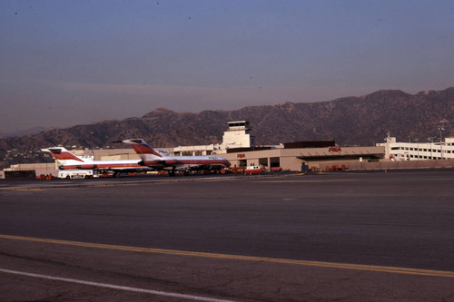 Hollywood-Burbank Airport