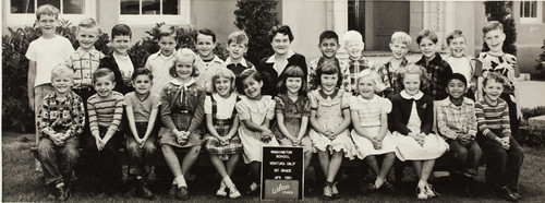 1st Grade Class at Washington School, in Ventura, CA