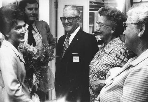 Nancy Reagan meets Foster Grandparents