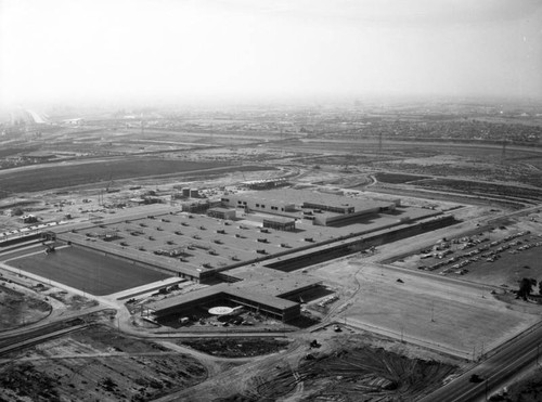 Ford Motor Co., Mercury Plant, looking west, Washington and Rosemead