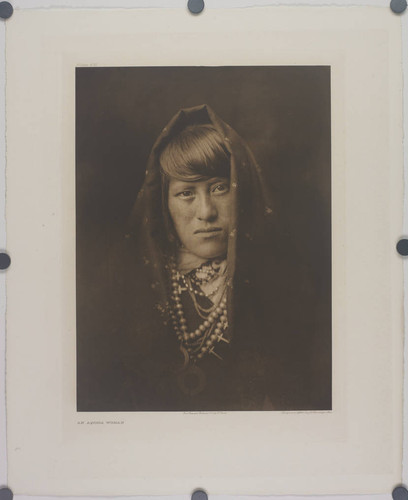 An Acoma woman