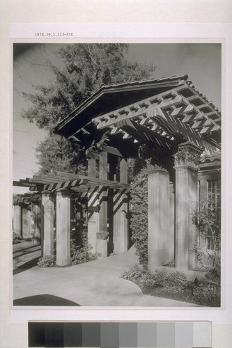 First Church of Christ, Scientist, Berkeley: [exterior, pergola]