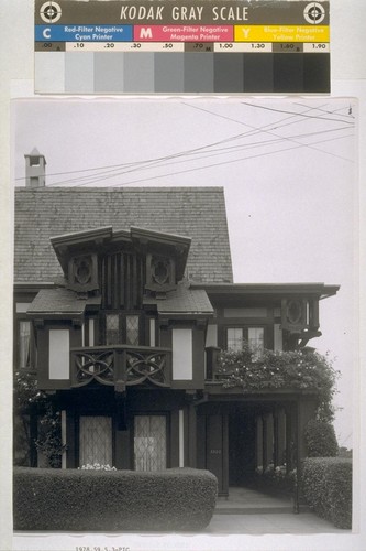 Roos House, San Francisco: [exterior]