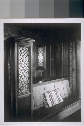 Tufts house, San Anselmo: [interior, built-in furnishings]