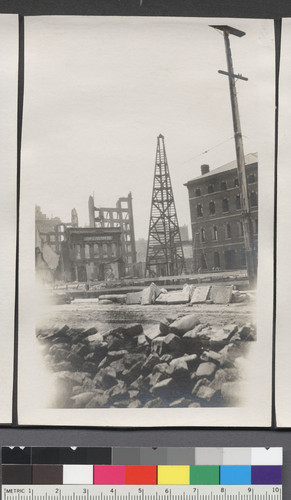 [Construction tower erected adjacent to Appraisers' Building (Customs House), Sansome St. between Washington and Jackson.]